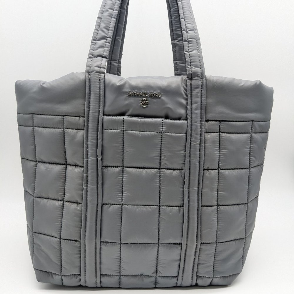 MICHAEL KORS Stirling quilted recycled nylon puffy LARGE travel tote -GRAY